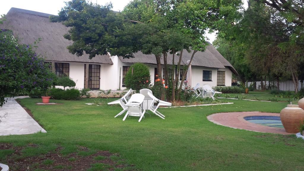 Anashe Guest House Midrand Exterior photo