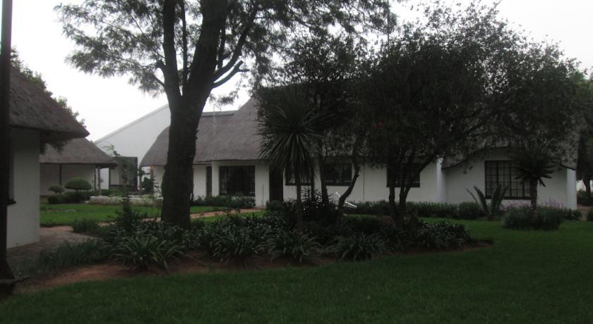 Anashe Guest House Midrand Exterior photo