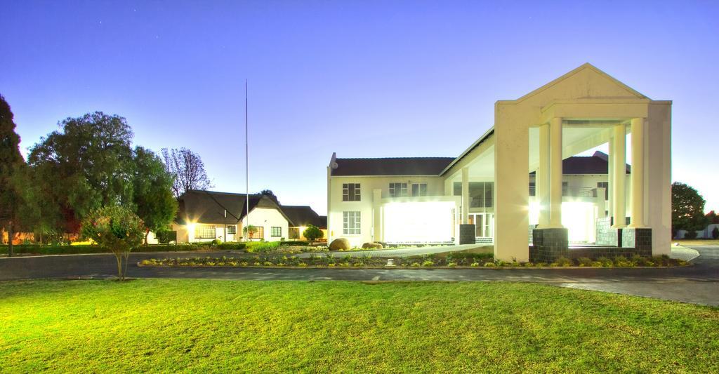 Anashe Guest House Midrand Exterior photo