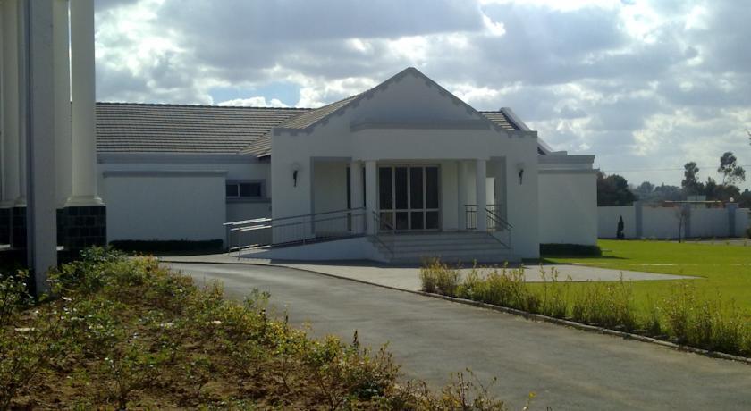 Anashe Guest House Midrand Exterior photo